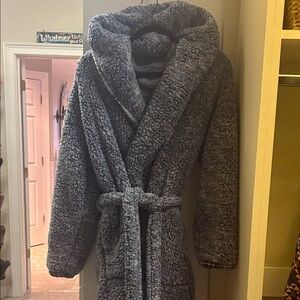 Vera Bradley Cozy Blue Gray Hooded Robe